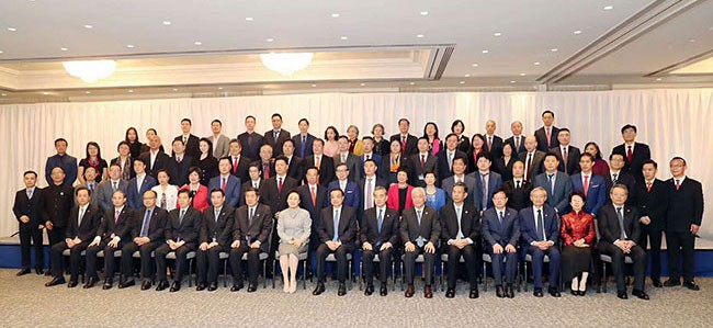 Лидеры ЕС встречаются и встречаются с Китаем, отличным представителем предпринимателей в Европе