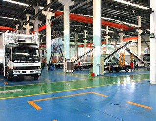 Автомобильная пассажирская лестница